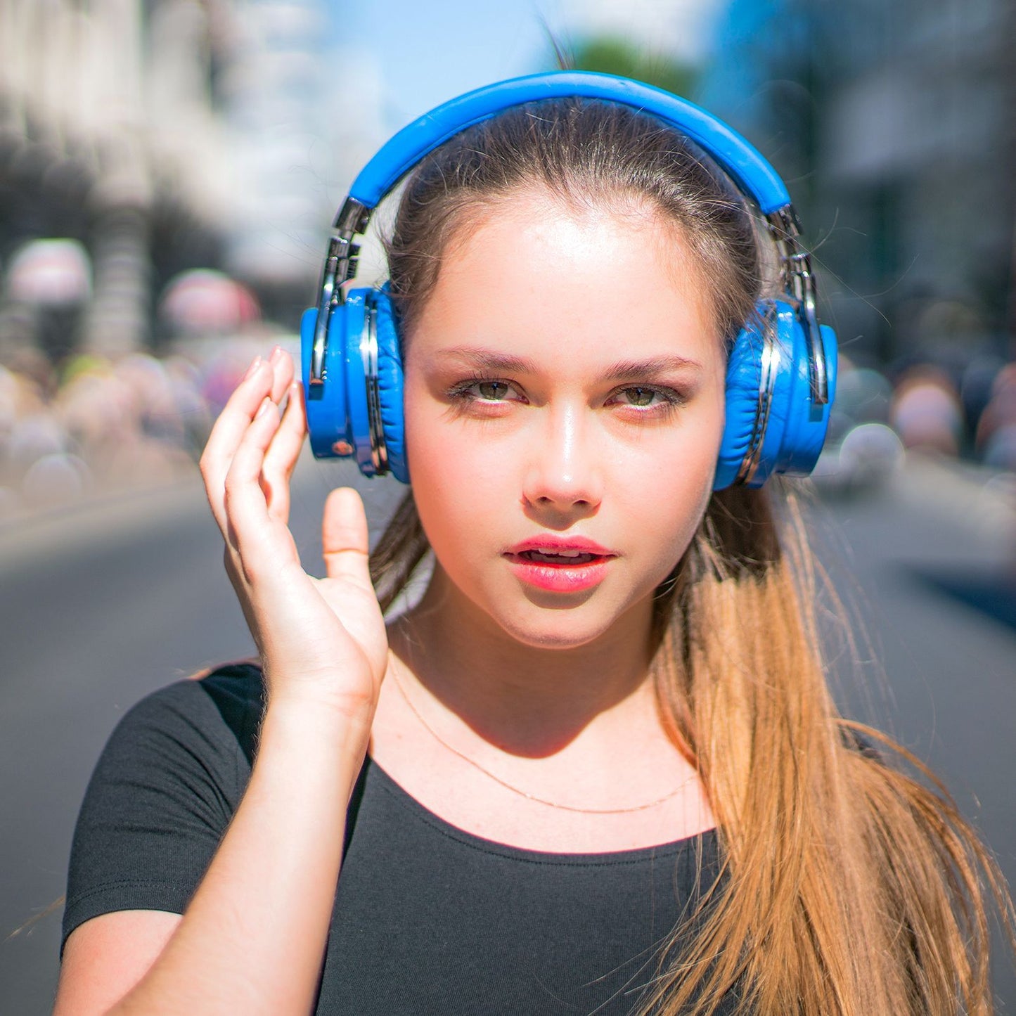 E7 Bluetooth Wireless Active Noise Cancelling Headphones Blue