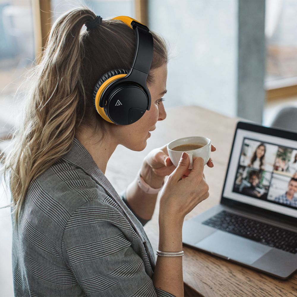 E7 Basic B Wireless Headphone Noise Cancelling Headphone Bluetooth Yellow